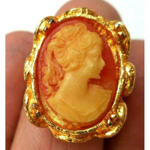 Vintage Jewelry - vintage gold tone cameo ring adjustable Vintage Jewelry - vintage gold tone cameo ring adjustable